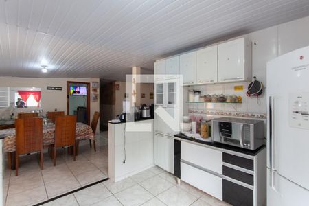 Casa à venda com 360m², 8 quartos e 2 vagas Casa à venda com 360m², 8 quartos e 2 vagasCasa 1 - Cozinha e Copa