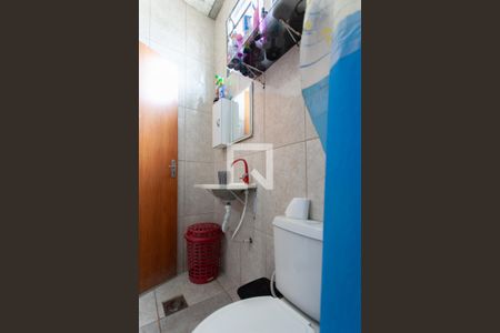 Casa à venda com 360m², 8 quartos e 2 vagas Casa à venda com 360m², 8 quartos e 2 vagasCasa 2 - Banheiro