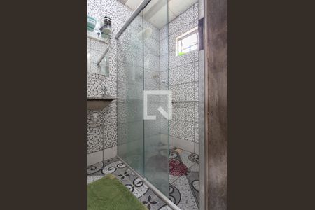 Casa à venda com 360m², 8 quartos e 2 vagas Casa à venda com 360m², 8 quartos e 2 vagasCasa 1 - Banheiro da Suíte