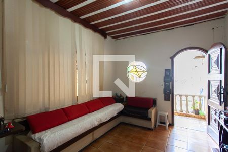 Casa à venda com 360m², 8 quartos e 2 vagas Casa à venda com 360m², 8 quartos e 2 vagasCasa 3 - Sala 1