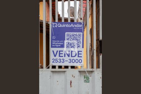 Casa à venda com 360m², 8 quartos e 2 vagas Casa à venda com 360m², 8 quartos e 2 vagasPlaquinha Instalada