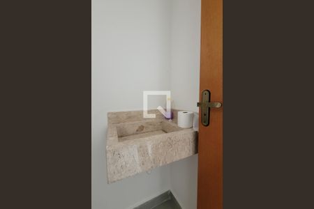 Lavabo de casa à venda com 3 quartos, 180m² em Vila Camilópolis, Santo André