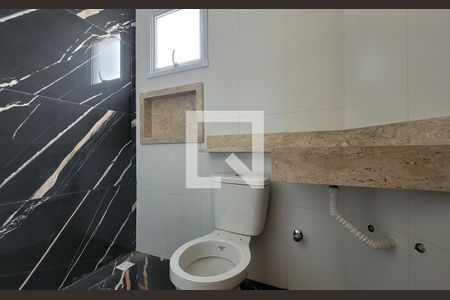 Casa à venda com 180m², 3 quartos e 2 vagasBanheiro da suíte 3