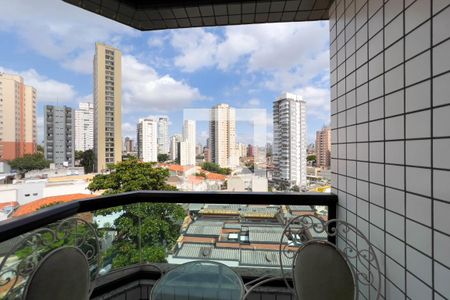 Apartamento à venda com 114m², 3 quartos e 3 vagas Apartamento à venda com 114m², 3 quartos e 3 vagasVaranda do quarto 3