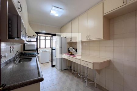 Apartamento à venda com 114m², 3 quartos e 3 vagas Apartamento à venda com 114m², 3 quartos e 3 vagasCozinha