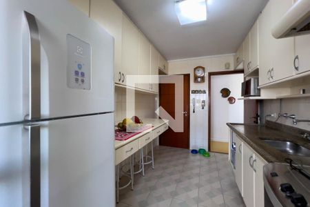 Apartamento à venda com 114m², 3 quartos e 3 vagas Apartamento à venda com 114m², 3 quartos e 3 vagasCozinha