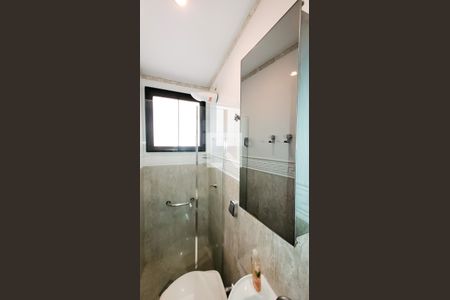 Apartamento para alugar com 150m², 4 quartos e 2 vagasBanheiro de serviço