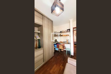 Apartamento para alugar com 150m², 4 quartos e 2 vagasQuarto / Escritório