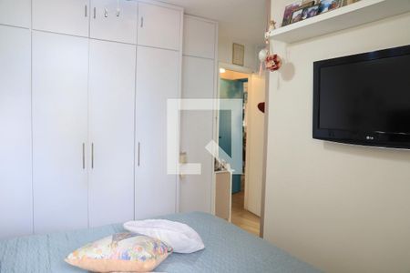 Apartamento à venda com 98m², 3 quartos e 2 vagas Apartamento à venda com 98m², 3 quartos e 2 vagasSuíte
