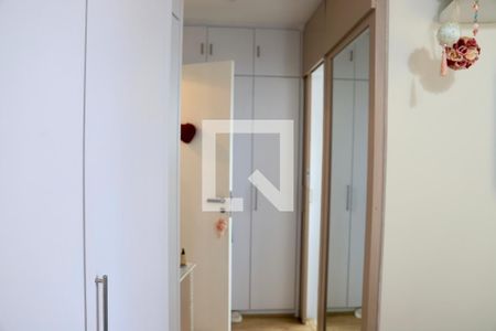 Apartamento à venda com 98m², 3 quartos e 2 vagas Apartamento à venda com 98m², 3 quartos e 2 vagasSuíte