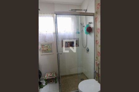 Apartamento à venda com 98m², 3 quartos e 2 vagas Apartamento à venda com 98m², 3 quartos e 2 vagasBanheiro da Suíte