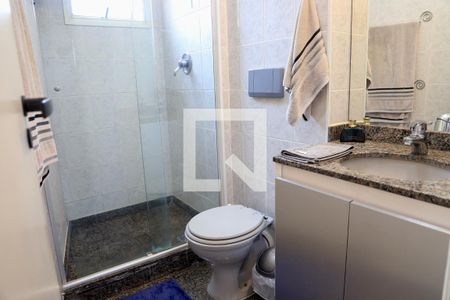 Apartamento à venda com 98m², 3 quartos e 2 vagas Apartamento à venda com 98m², 3 quartos e 2 vagasBanheiro Social