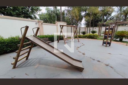 Apartamento para alugar com 65m², 2 quartos e 2 vagasÁrea comum - Playground