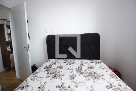 Quarto 1 de apartamento para alugar com 2 quartos, 37m² em Jardim Miriam, São Paulo