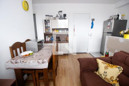 Sala de apartamento para alugar com 2 quartos, 37m² em Jardim Miriam, São Paulo
