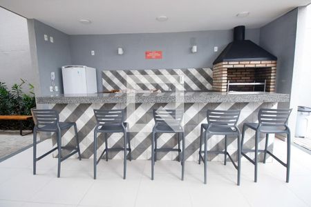 Apartamento para alugar com 37m², 2 quartos e 1 vagaÁrea comum - Churrasqueira