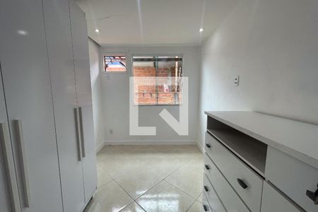 Quarto de casa para alugar com 1 quarto, 40m² em Centro, Duque de Caxias