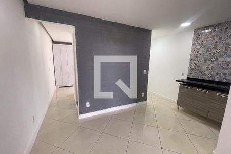 Sala de casa para alugar com 1 quarto, 40m² em Centro, Duque de Caxias
