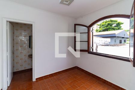 Casa à venda com 300m², 4 quartos e 2 vagas Casa à venda com 300m², 4 quartos e 2 vagasQuarto 4 - Suíte