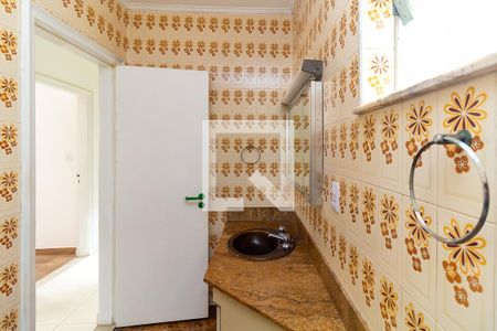 Casa à venda com 300m², 4 quartos e 2 vagas Casa à venda com 300m², 4 quartos e 2 vagasBanheiro 3