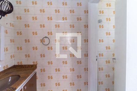 Casa à venda com 300m², 4 quartos e 2 vagas Casa à venda com 300m², 4 quartos e 2 vagasBanheiro de serviço