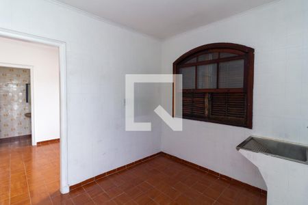 Casa à venda com 300m², 4 quartos e 2 vagas Casa à venda com 300m², 4 quartos e 2 vagasÁrea de Serviço