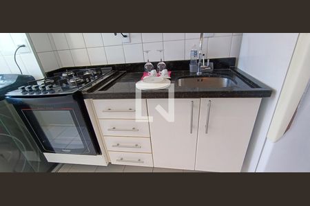 Apartamento para alugar com 50m², 2 quartos e 2 vagas Apartamento para alugar com 50m², 2 quartos e 2 vagasCozinha