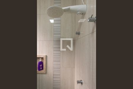 Casa de condomínio à venda com 320m², 4 quartos e 4 vagasBanheiro da Suíte 4