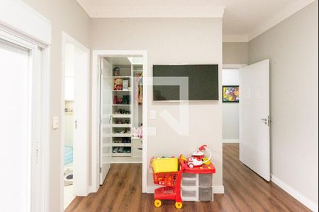 Casa de condomínio à venda com 320m², 4 quartos e 4 vagasSuíte 4