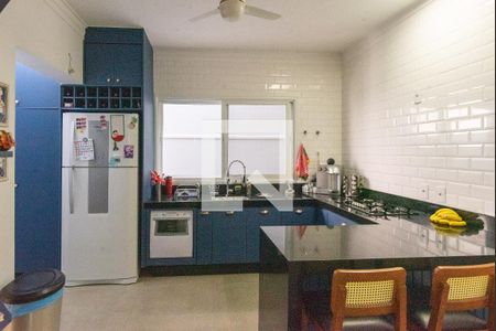 Casa de condomínio à venda com 320m², 4 quartos e 4 vagasCozinha