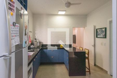 Casa de condomínio à venda com 320m², 4 quartos e 4 vagasCozinha