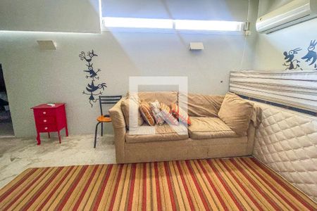 Casa à venda com 500m², 4 quartos e 3 vagas Casa à venda com 500m², 4 quartos e 3 vagasSuíte 1