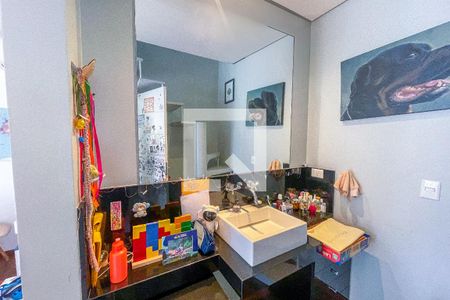 Casa à venda com 500m², 4 quartos e 3 vagas Casa à venda com 500m², 4 quartos e 3 vagasBanheiro da Suíte 1