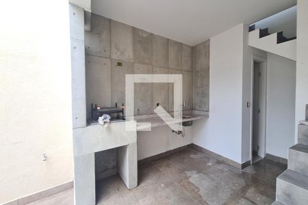 Casa à venda com 220m², 3 quartos e 4 vagas Casa à venda com 220m², 3 quartos e 4 vagasÁrea comum