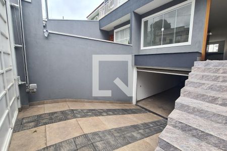 Casa à venda com 220m², 3 quartos e 4 vagas Casa à venda com 220m², 3 quartos e 4 vagasÁrea comum
