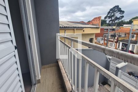 Casa à venda com 220m², 3 quartos e 4 vagas Casa à venda com 220m², 3 quartos e 4 vagasvaranda