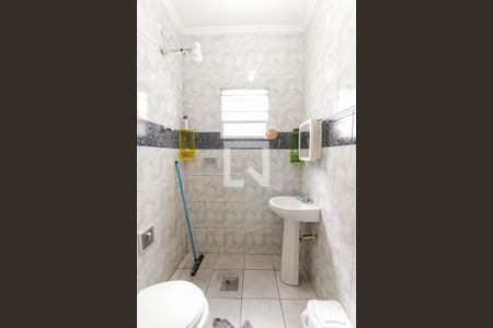 Casa à venda com 150m², 2 quartos e 1 vagaBanheiro da Suíte 2