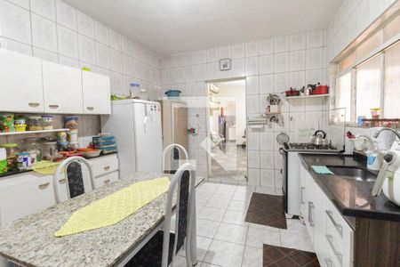 Casa à venda com 247m², 4 quartos e 2 vagasCozinha