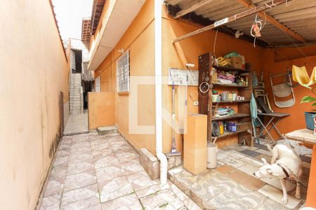 Casa à venda com 247m², 4 quartos e 2 vagasCorredor Externo