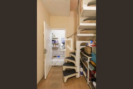 Casa à venda com 247m², 4 quartos e 2 vagasÁrea de Serviço