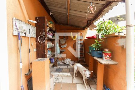 Casa à venda com 247m², 4 quartos e 2 vagasQuintal