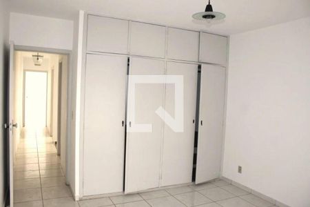 Casa à venda com 3 quartos, 208m² em Planalto Paulista, São Paulo
