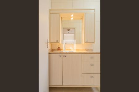 Apartamento à venda com 83m², 2 quartos e sem vagaBanheiro