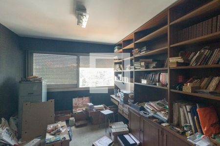 Apartamento à venda com 260m², 4 quartos e 3 vagasQuarto 4