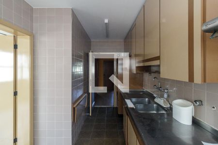 Apartamento à venda com 260m², 4 quartos e 3 vagasCozinha