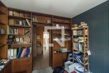 Apartamento à venda com 260m², 4 quartos e 3 vagasQuarto 4