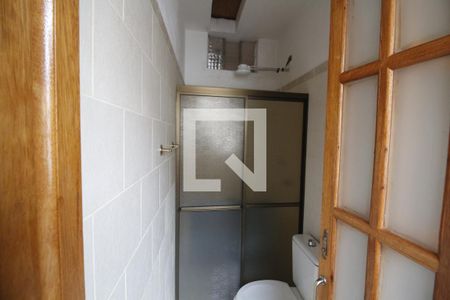 Casa à venda com 321m², 10 quartos e 5 vagasBanheiro