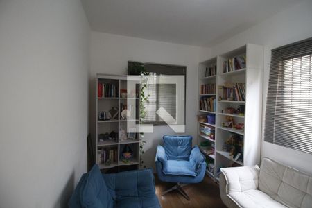 Casa à venda com 321m², 10 quartos e 5 vagasSala