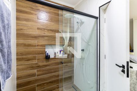 Casa à venda com 145m², 3 quartos e 2 vagasBanheiro da Suíte