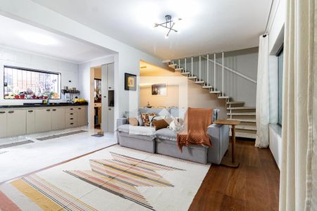 Sala de casa à venda com 3 quartos, 145m² em Bosque da Saúde, São Paulo